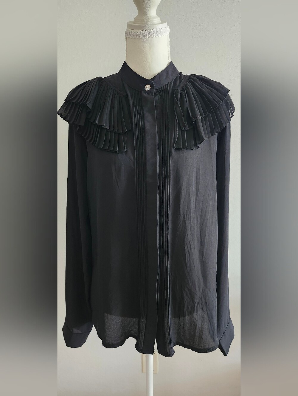Beulah Style Black Pleated Ruffle Blouse Women's L Semi Sheer Long Sleeve